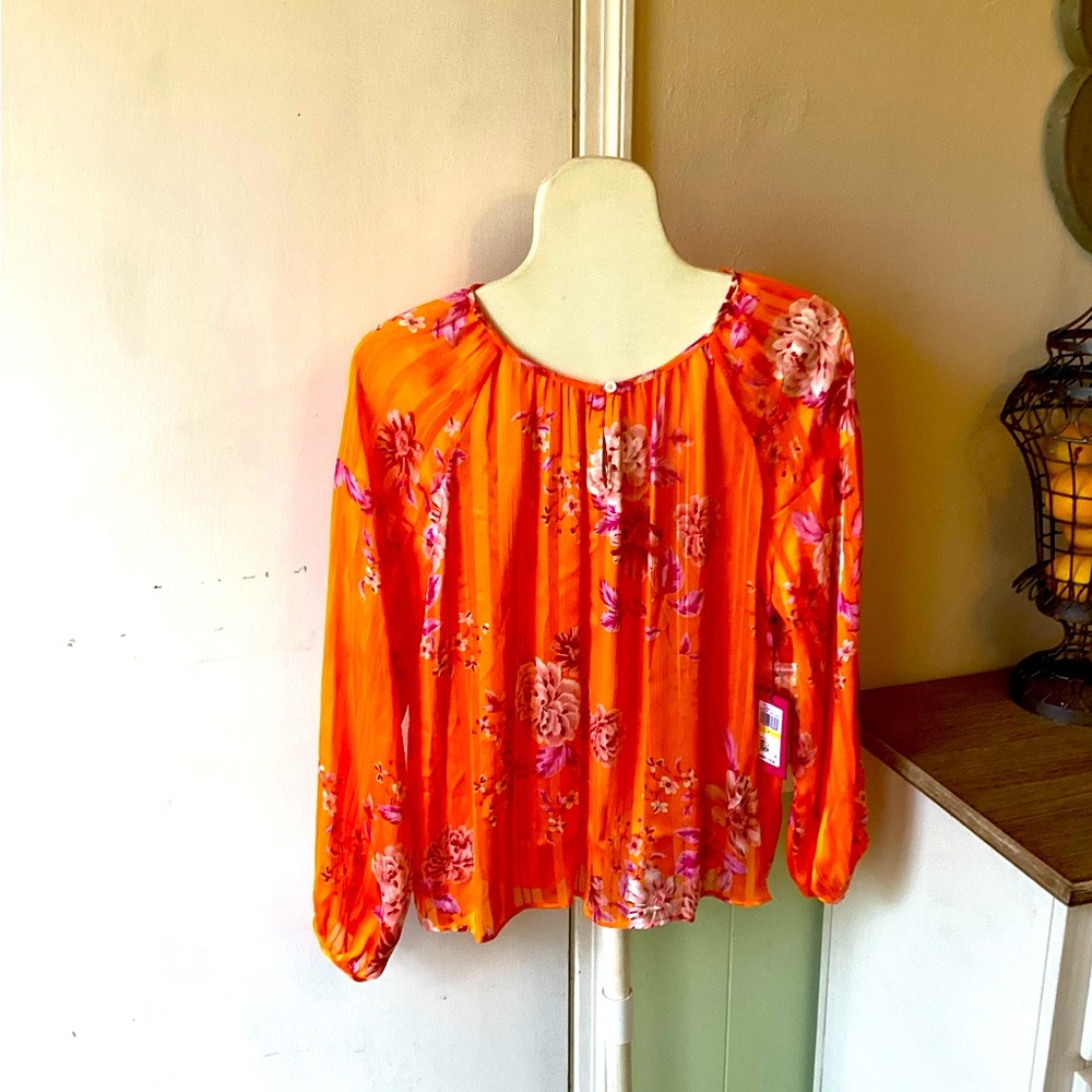 Vince Camuto Medium blouse
